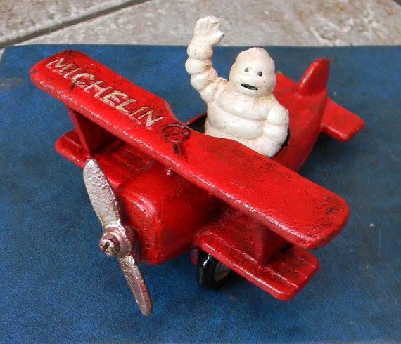 Avion avec Bibendum