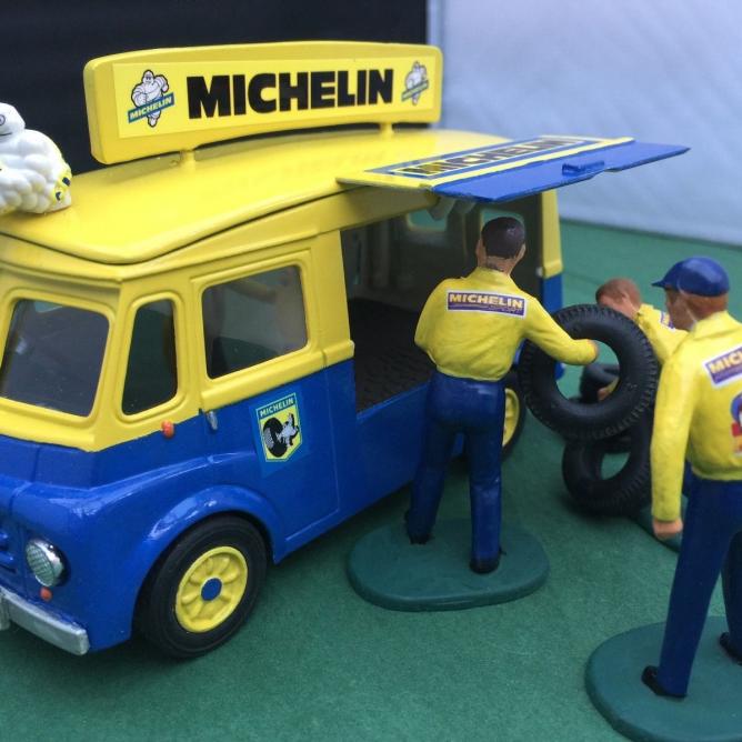 Diorama Morris BMC