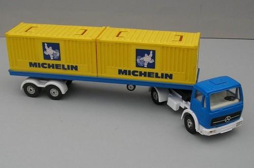 Mercedes Benz Semi Remorque