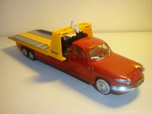 Panhard  PL17 porte voiture