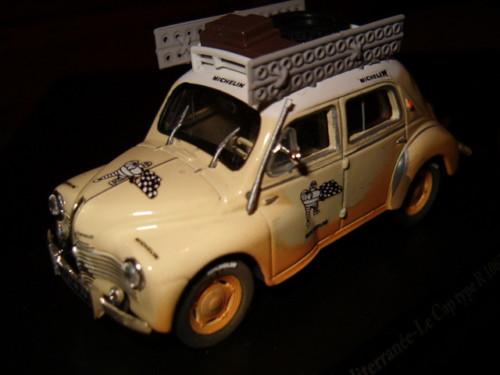 Renault 4CV 