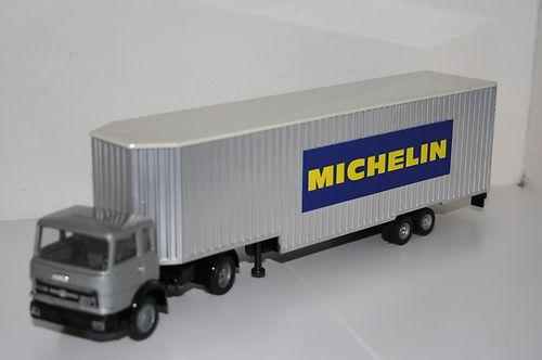 Unic 130NT Semi remorque Old Car 43éme 70€