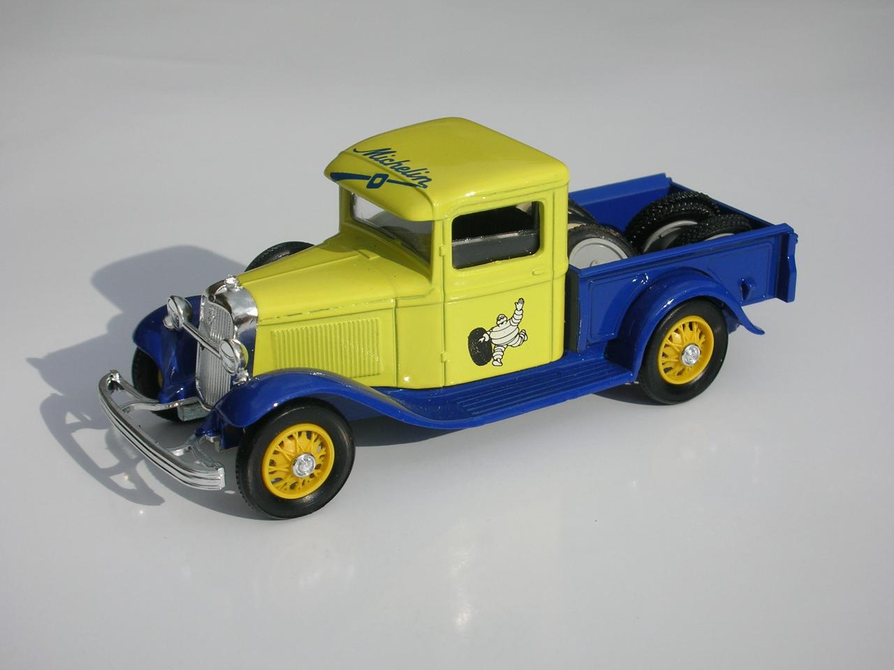 eligor-ford-pick-up-1932-1-43eme-043.jpg